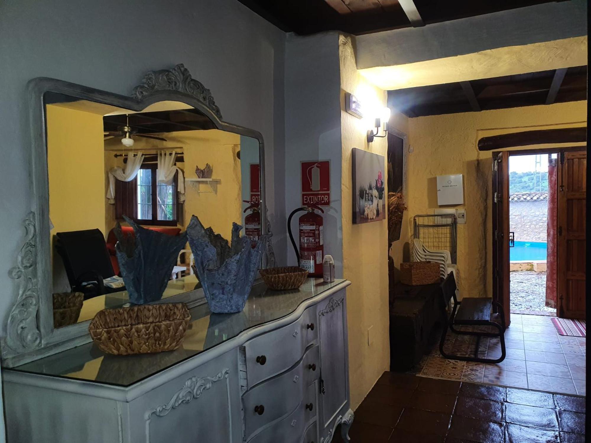 Aparthotel Cortijo Molino Justos Fuentes de Cesna