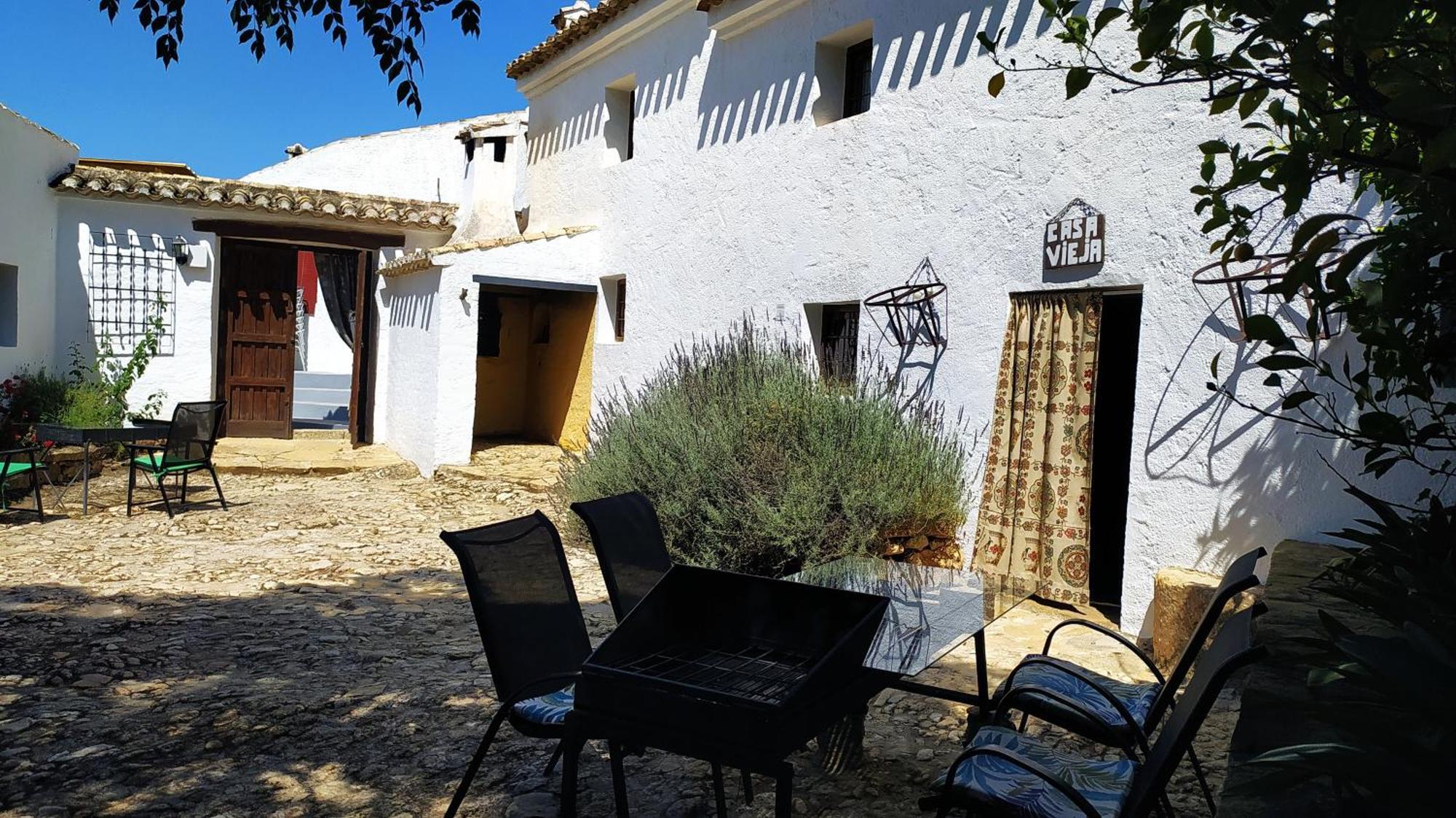 Cortijo Molino Justos Aparthotel Fuentes de Cesna